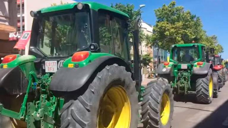 El 5 de julio se concentrarán ante el Ministerio de Agricultura los tractores participantes en la Marcha de la Sequía 
