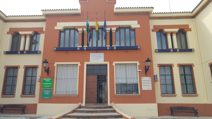 La directiva de la Escuela Oficial de Idiomas aún desconoce cuándo se hará el traslado al antiguo edifico del colegio Ortega y Gasset