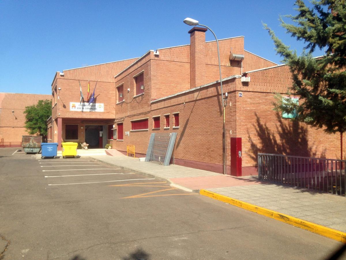 39 alumnos del colegio José de Espronceda se quedan sin plaza de comedor