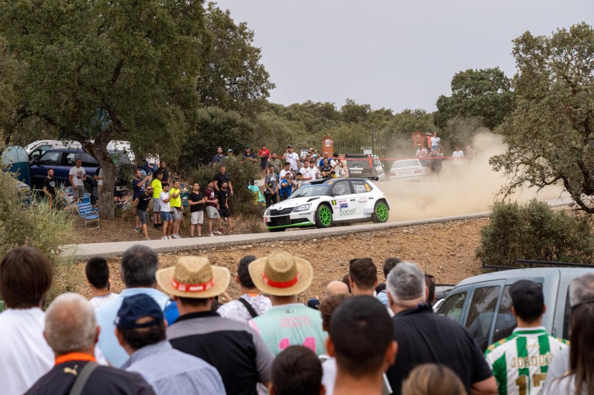 Cagiao y Martínez se llevan el botijo de plata del Rallye de la Vendimia