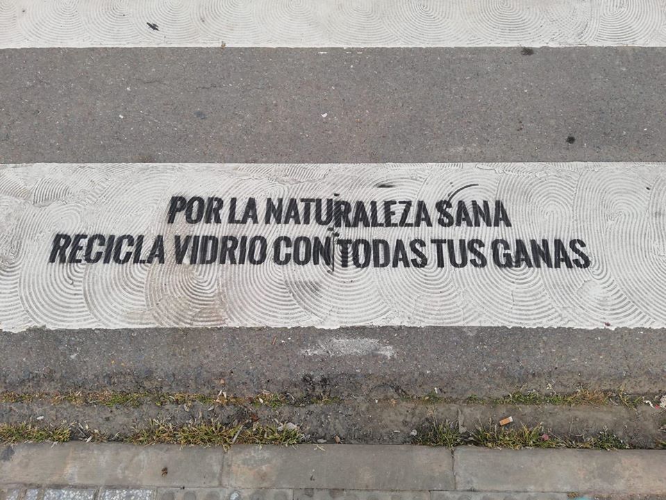 Ortega y Gasset gana un premio que permitirá pintar lemas en los pasos de cebra