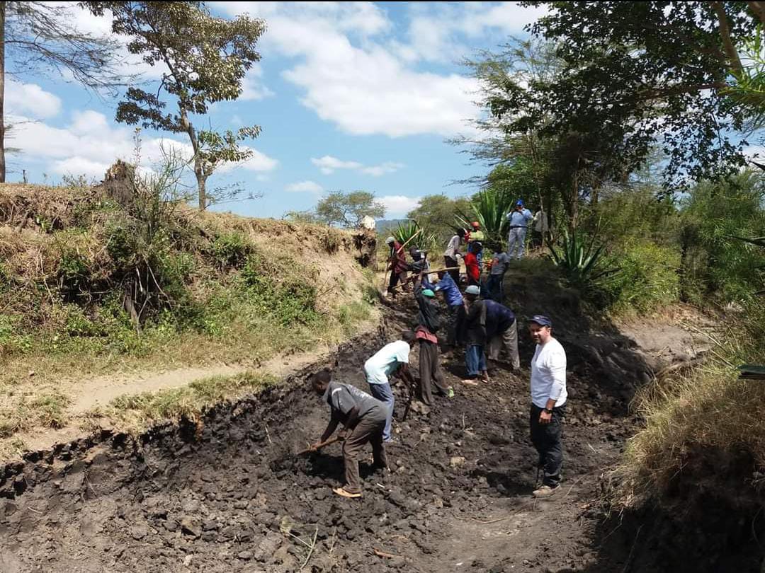 Despierta Almendralejo edificará un puente en Mbiuni para unir la ciudad