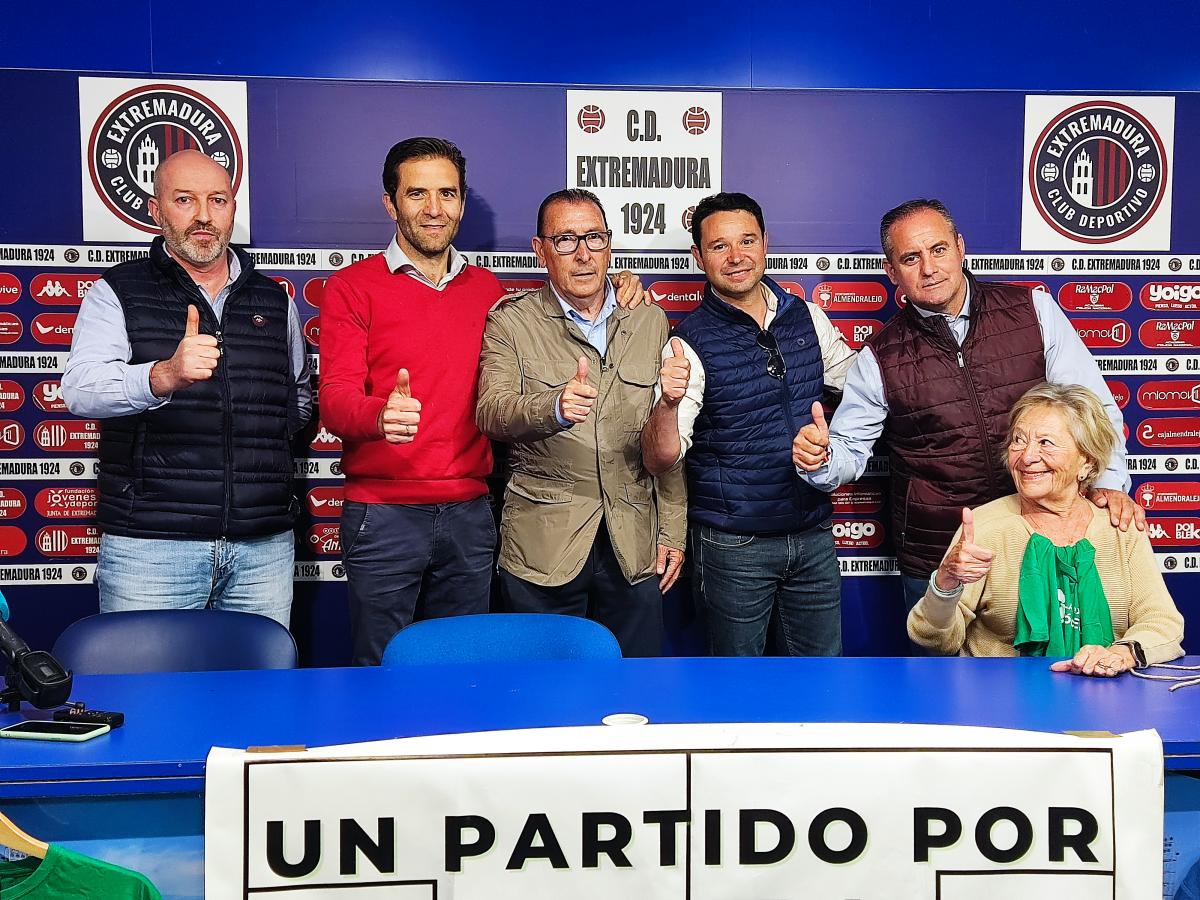 Veteranos del Recre y la Selección Extremeña jugarán a beneficio de ELA Extremadura