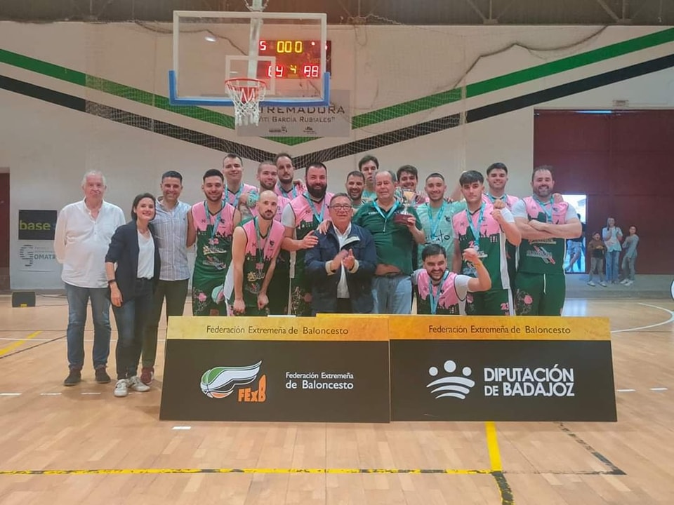 La Unión Baloncesto Almendralejo es subcampeona del Trofeo Diputación