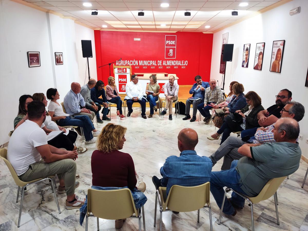 El PSOE presentará mociones en los Ayuntamientos para instar a la Junta a ejecutar el regadío