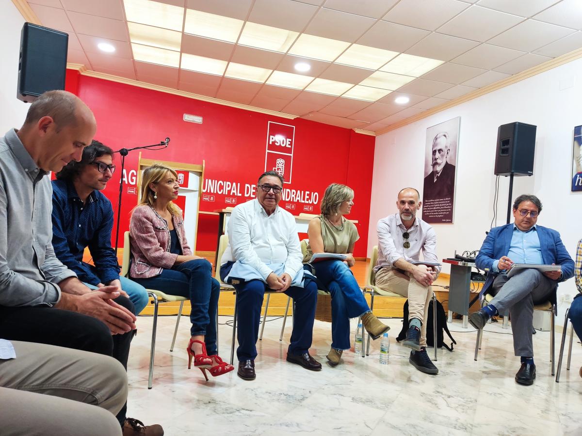 El PSOE presentará mociones en los Ayuntamientos para instar a la Junta a ejecutar el regadío