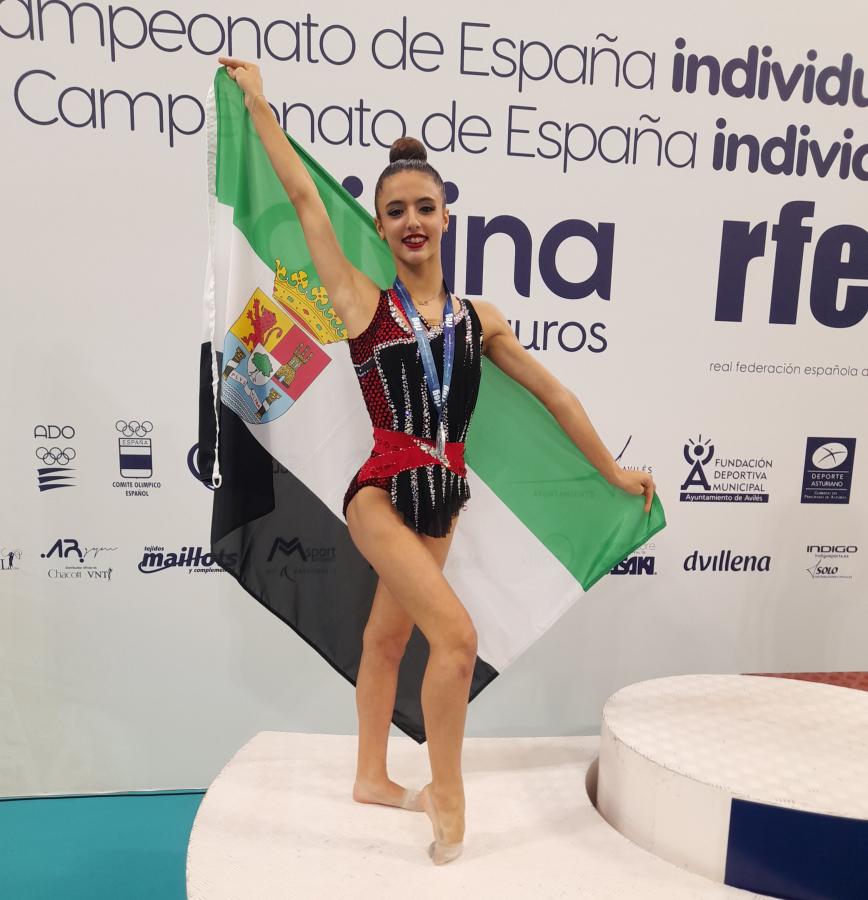 La gimnasta almendralejense Isabel Fernández consigue el Subcampeonato de España  en Avilés