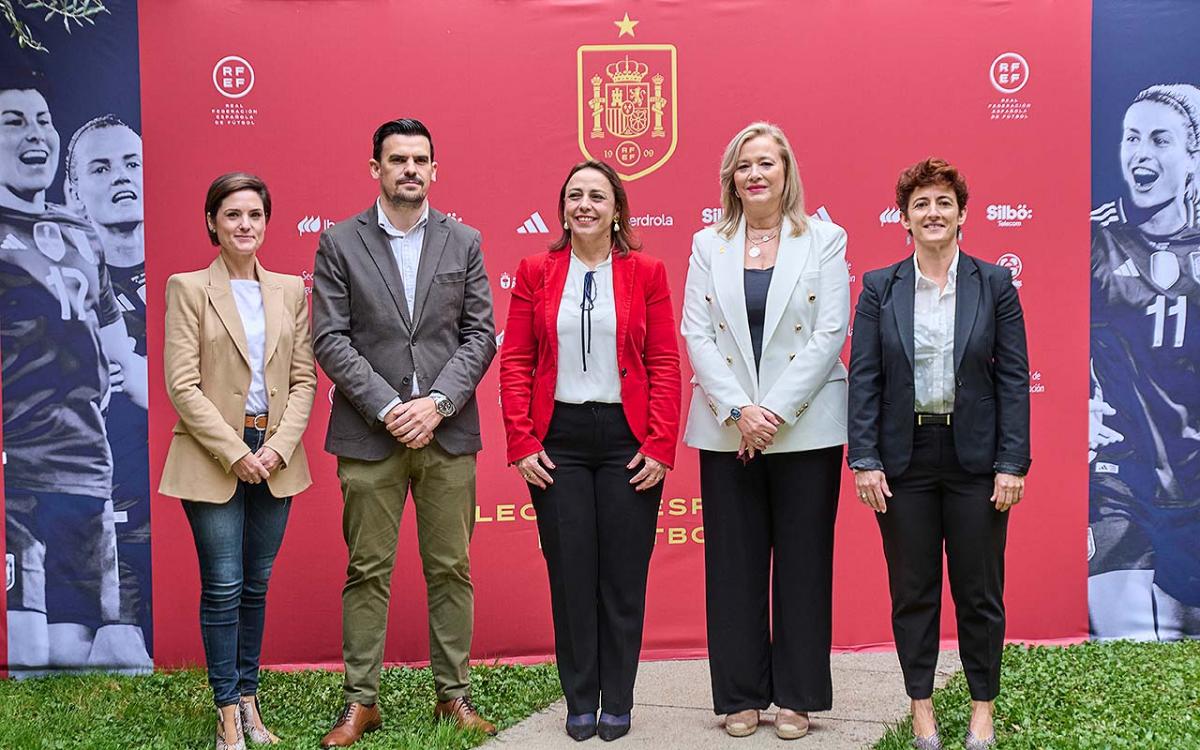 El partido de la Selección femenina se complementará con una fan zone