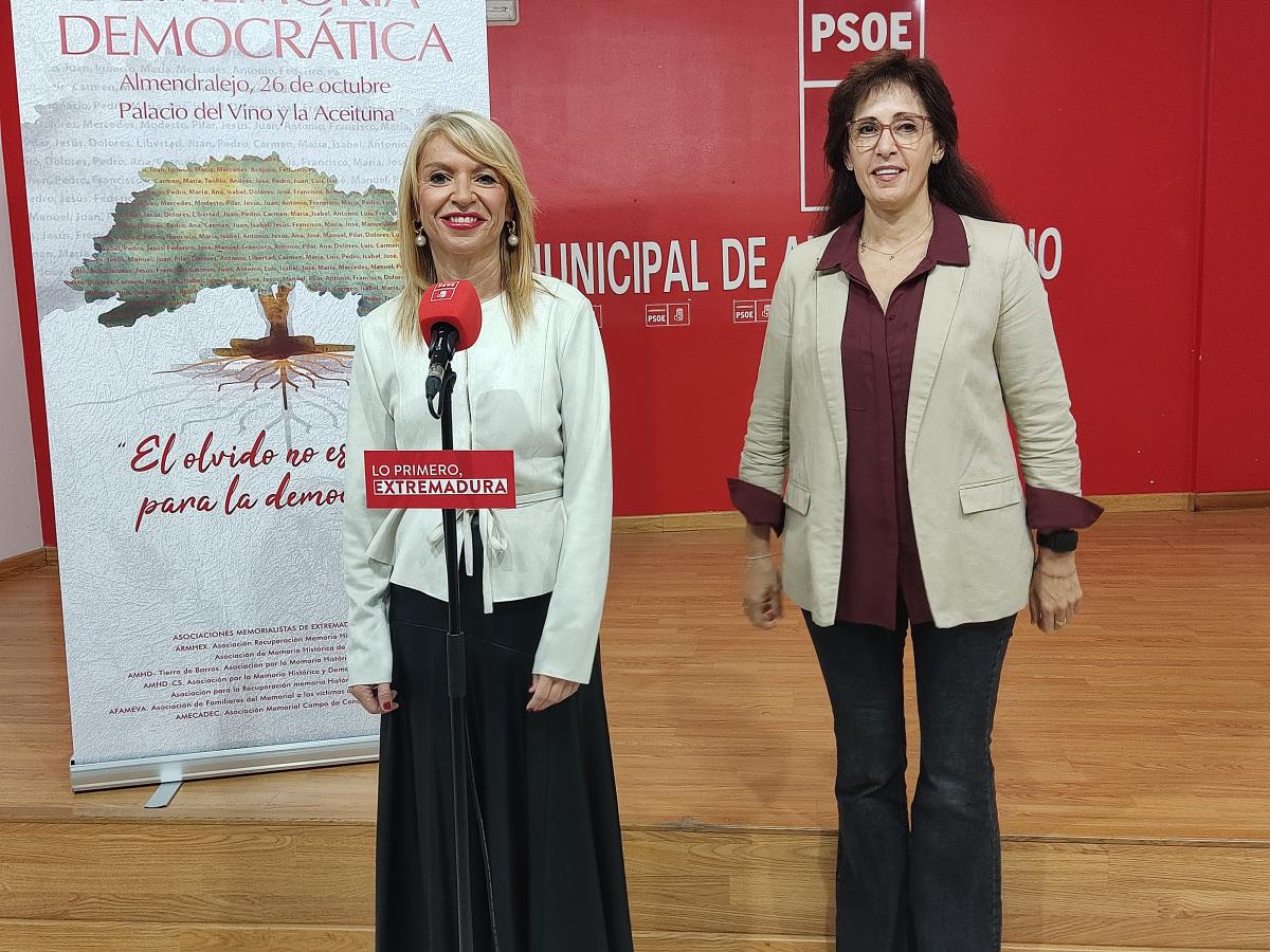 El PSOE de Extremadura organiza en la ciudad una jornada de memoria democrática