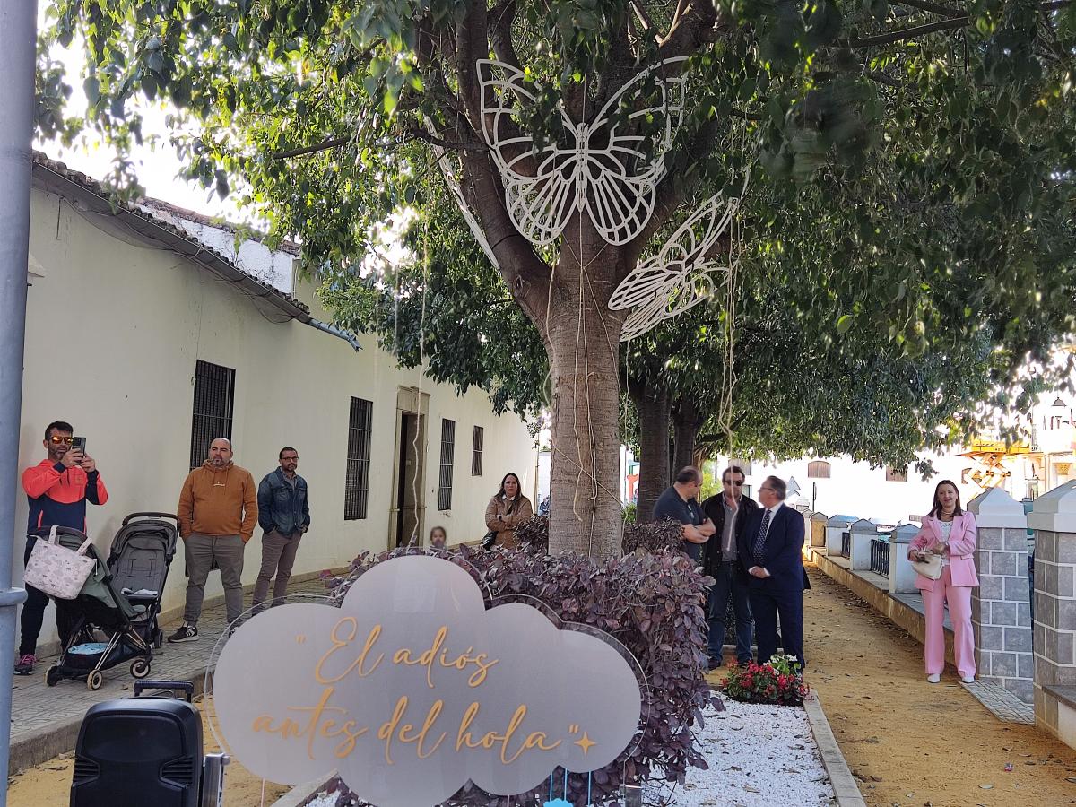 Inaugurado un espacio junto al paseo de Los Padres para visibilizar el duelo perinatal