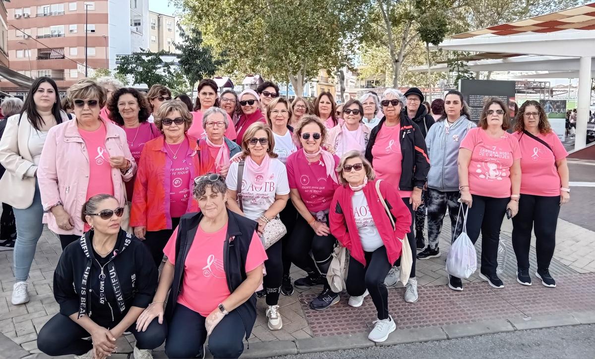 Seis pacientes de cáncer de mama cuentan su realidad en un cortometraje