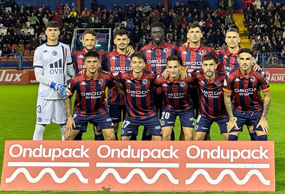 El Extremadura se despide de la Copa del Rey tras la derrota ante el Girona