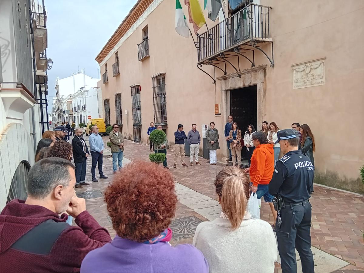 Celebrado un minuto de silencio convocado por CCOO y UGT