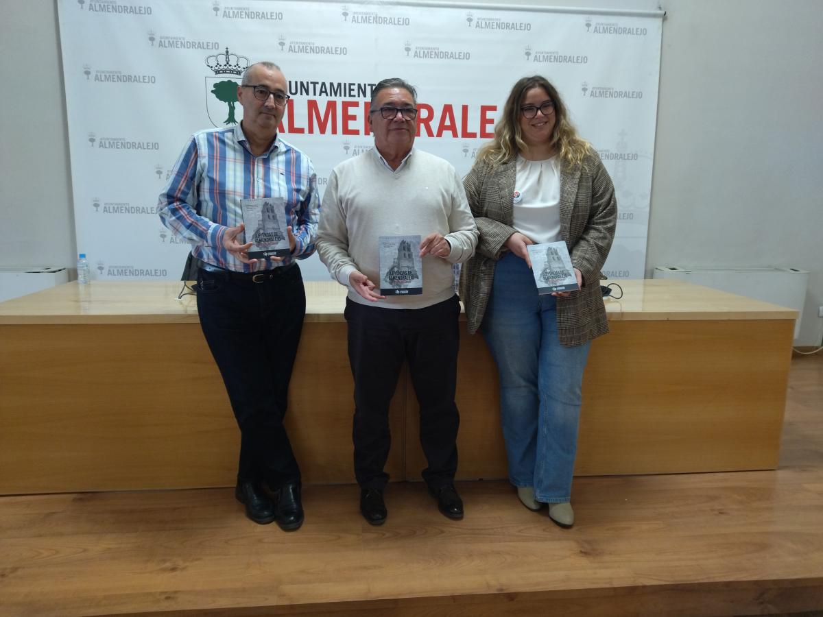 Fernando Sierra plasma en un libro las ‘Leyendas de Almendralejo y otras historias’