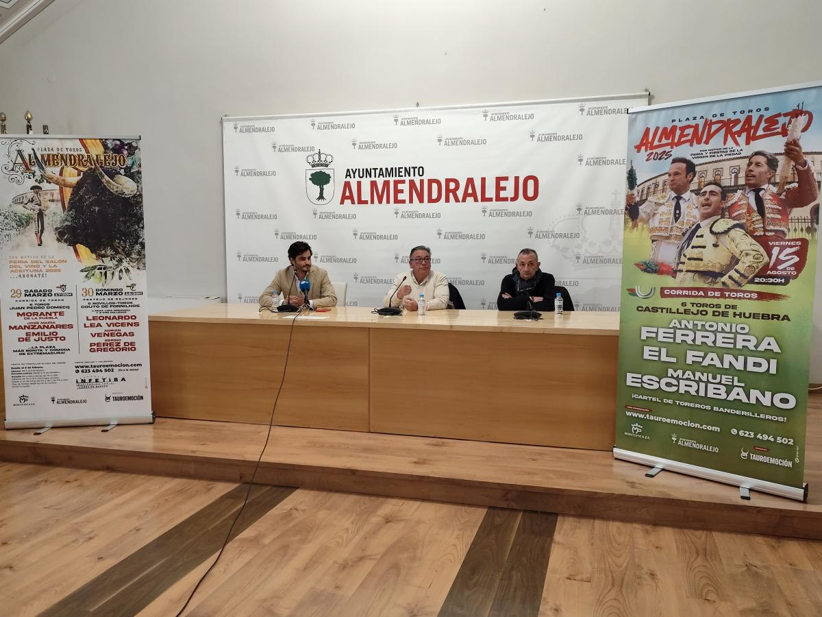 Ferrera, El Fandi y Escribano componen el cartel taurino de la feria de agosto