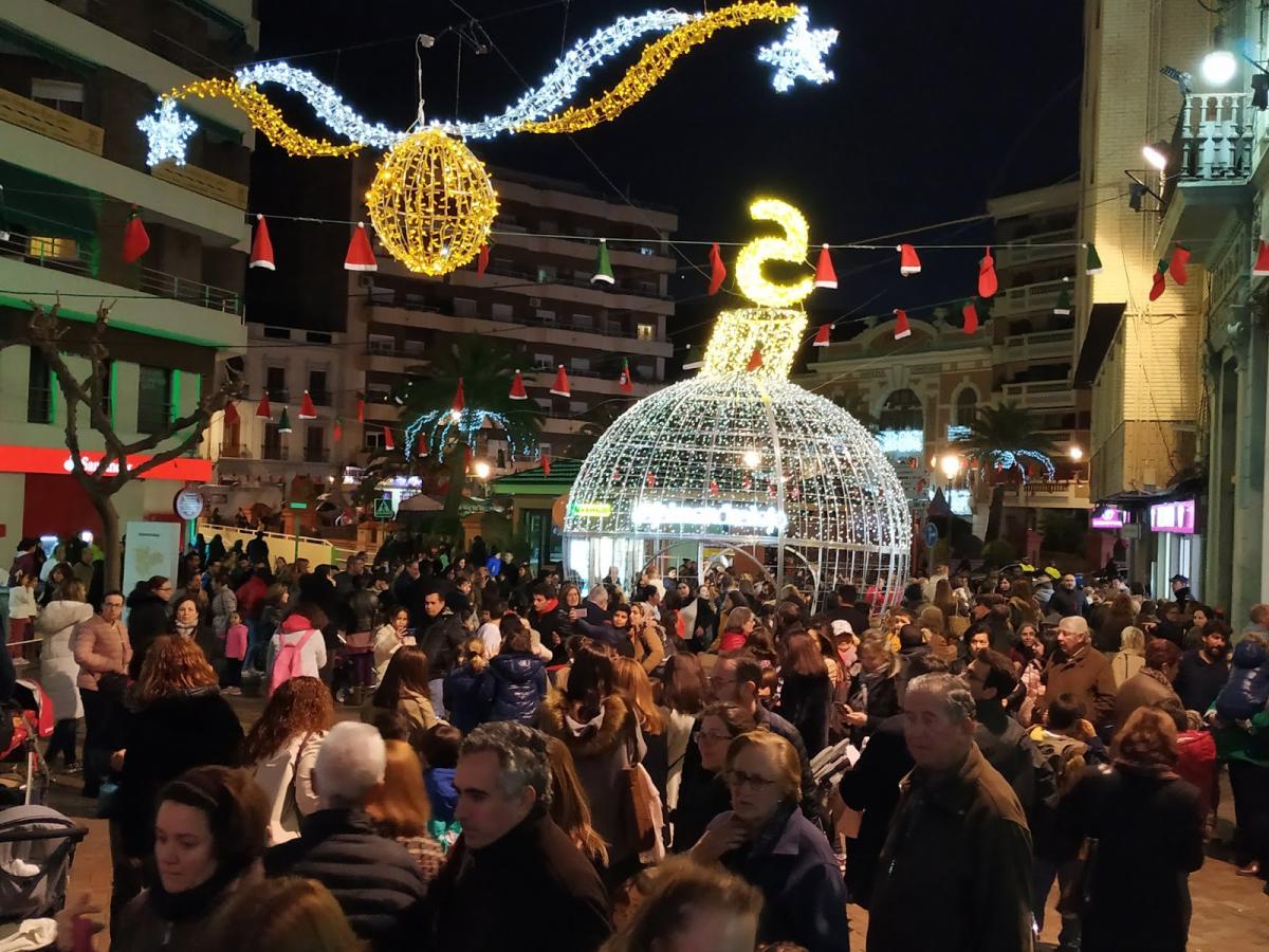 Almendralejo disfruta desde el pasado jueves del alumbrado extraordinario de Navidad 