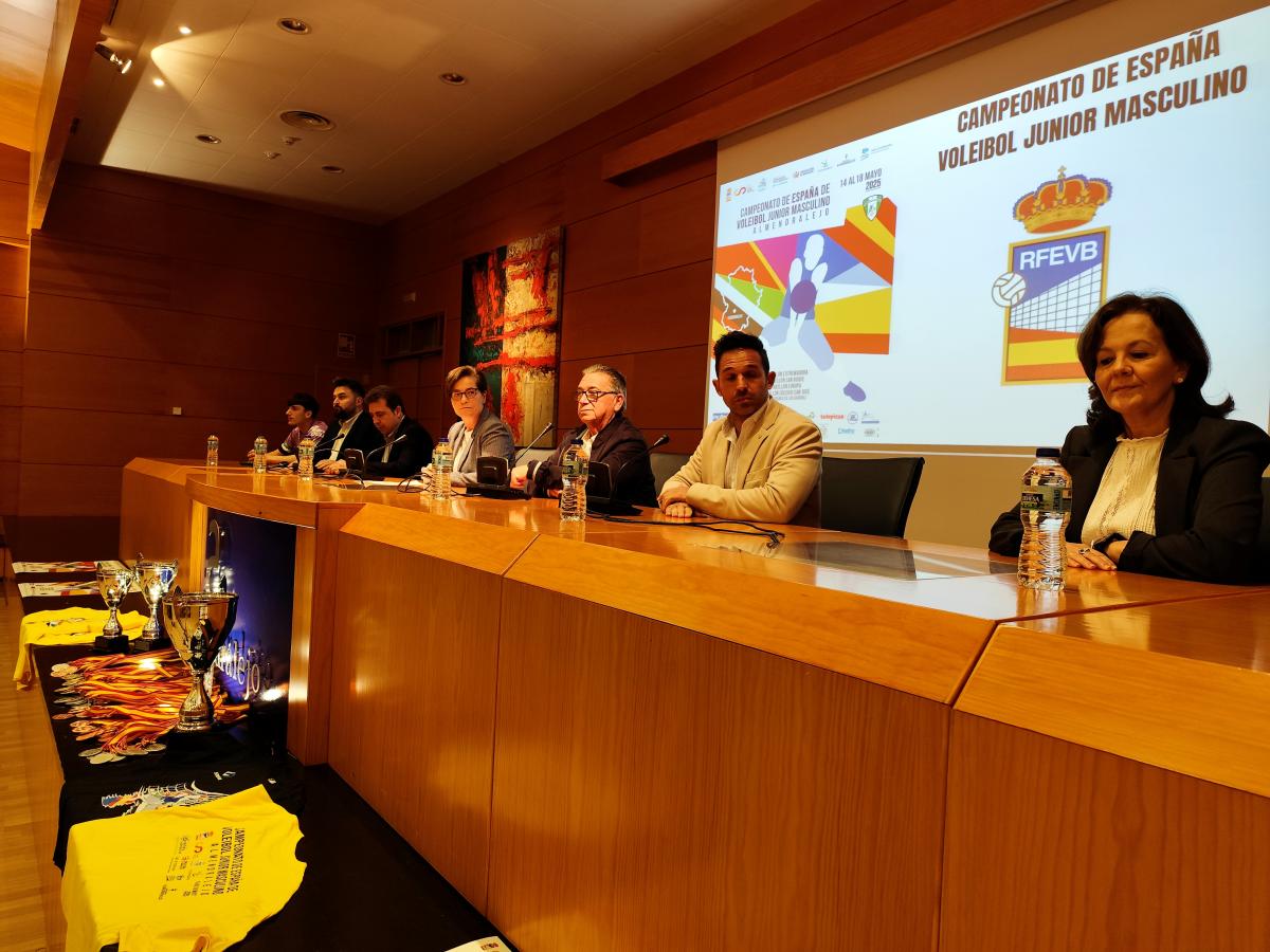Más de 400 deportistas participan en el Campeonato de España de voleibol junior