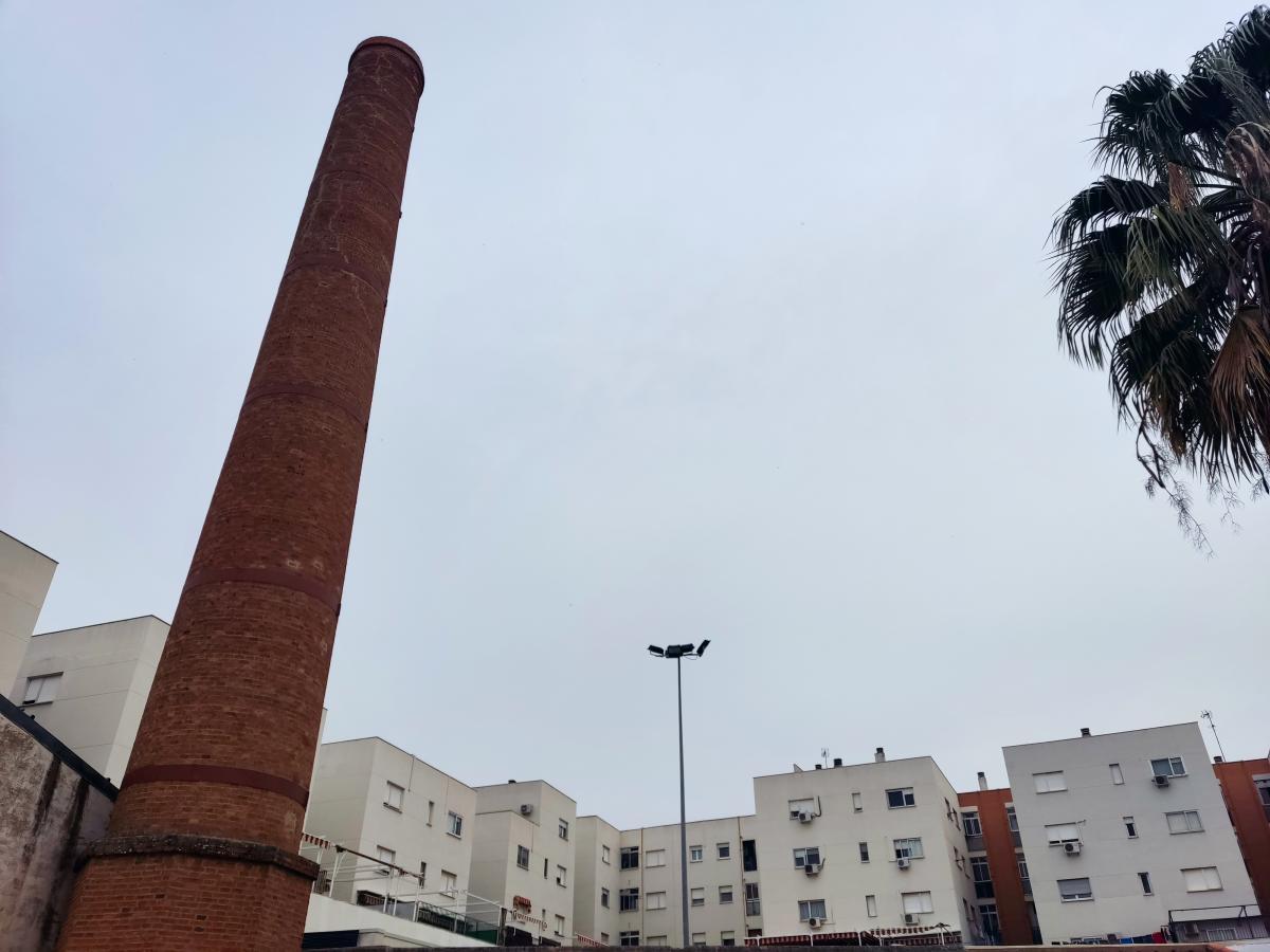 Las chimeneas industriales contarán con iluminación artística