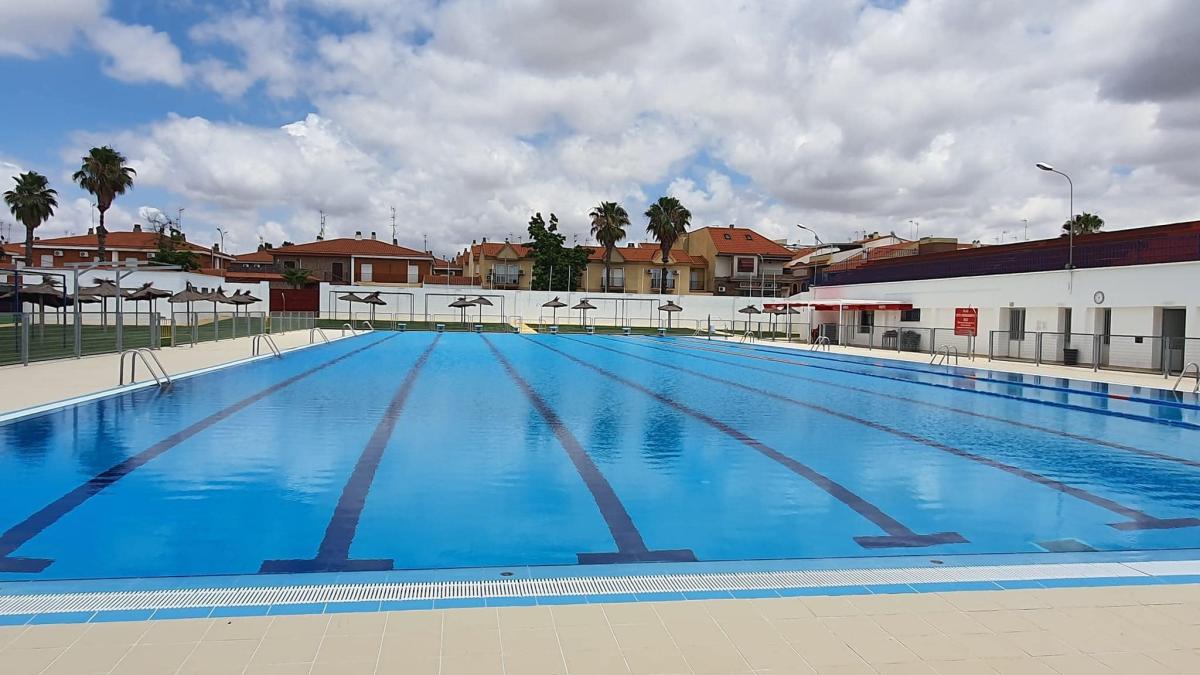 La piscina de verano abrirá al público en general el 13 de junio