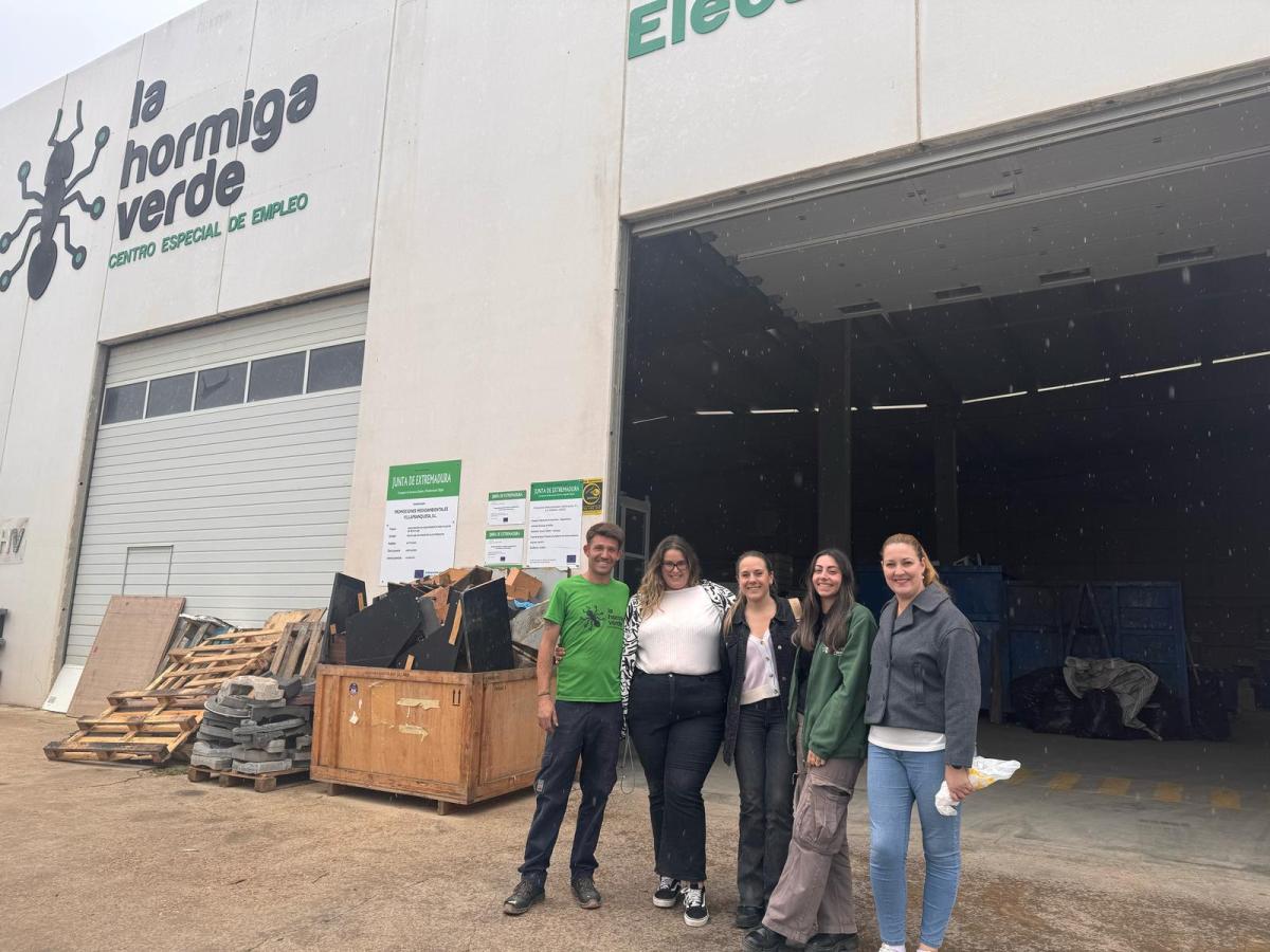 Feafes firma un convenio de colaboración con la Hormiga Verde