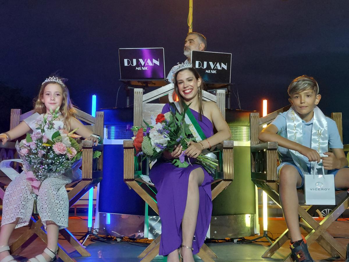 Paula Calero Ortiz ya es reina de la barriada de San José