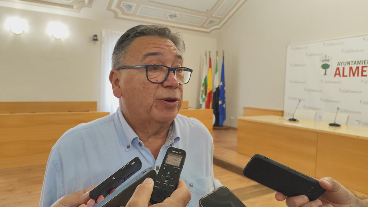 Ramírez muestra su apoyo a la candidatura de Raquel del Puerto a la secretaría general