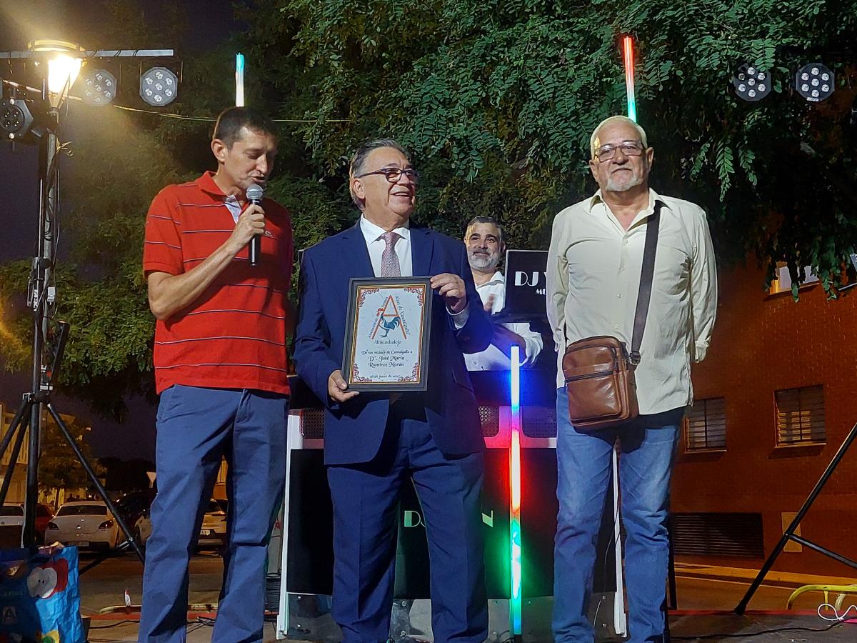 Cantalgallo coronó a su reina Marta González Fernández 