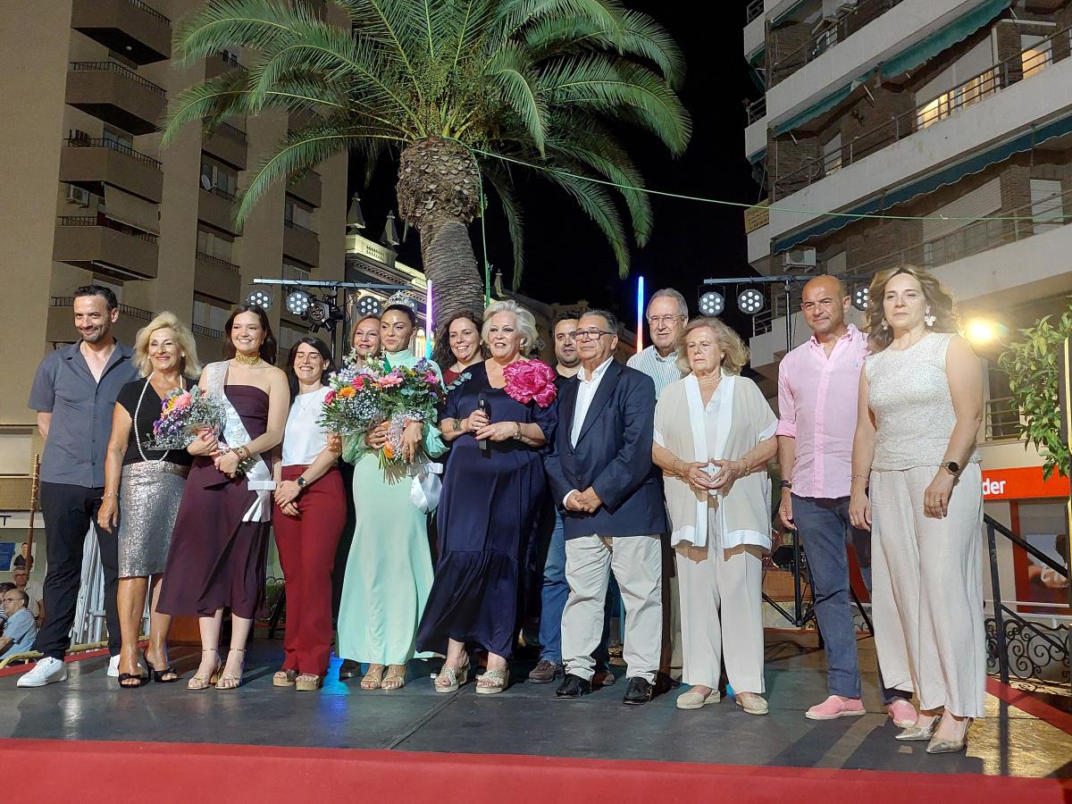 Claudia Mulero Álvarez fue coronada reina de la Asociación de Vecinos Zona Centro 