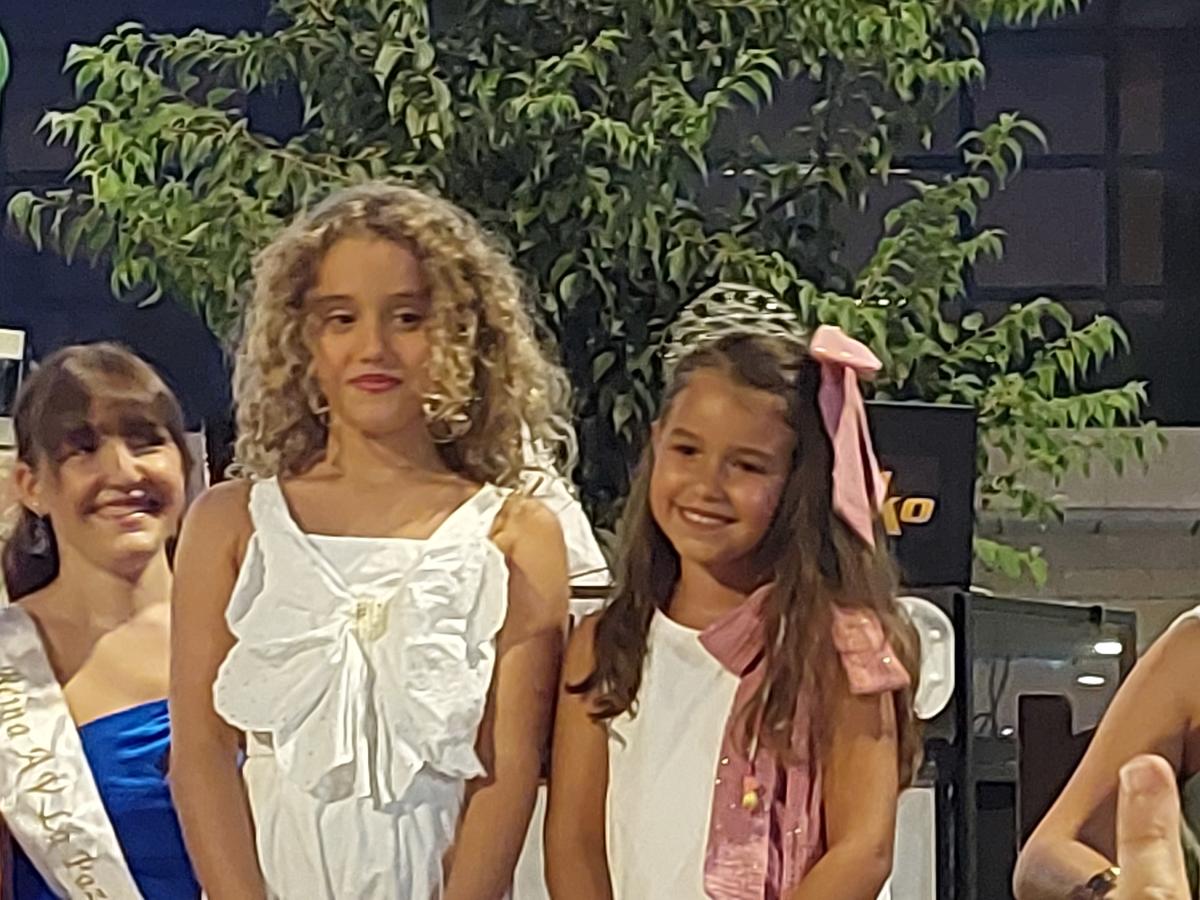 Alba Lavado Sánchez es desde el sábado la reina de la barriada de La Paz 