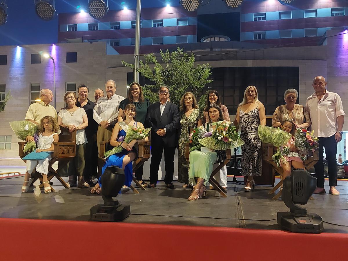 Alba Lavado Sánchez es desde el sábado la reina de la barriada de La Paz 