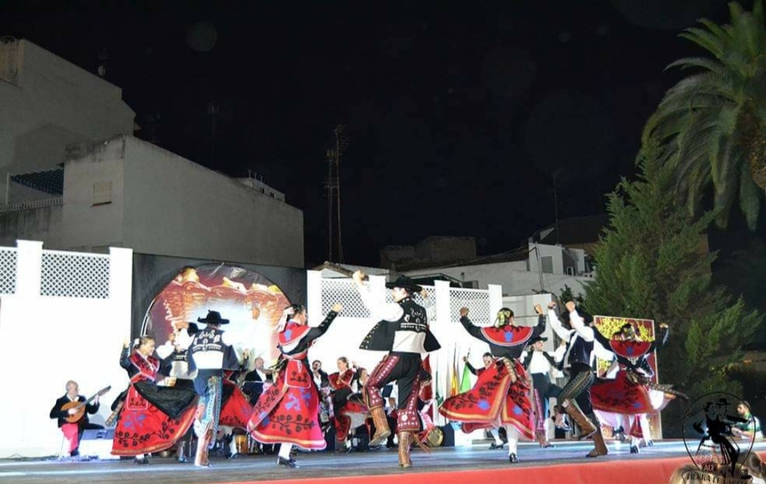 La asociación folclórica afronta un verano repleto de actuaciones