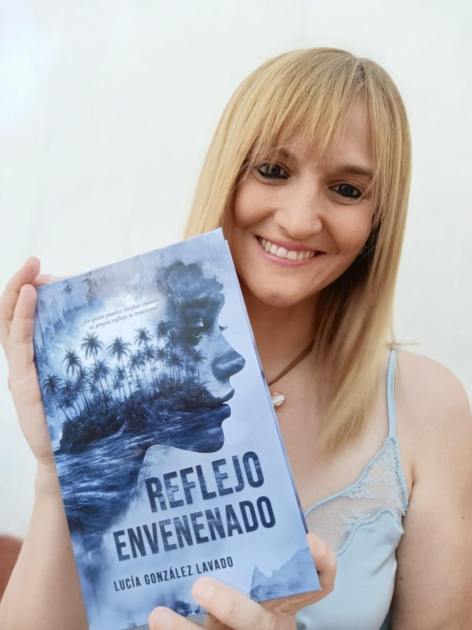 La escritora Lucía González se adentra en el género del thriller en su última novela