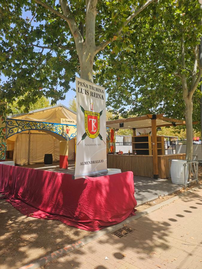 La Peña Taurina Luis Reina vuelve a tener caseta en el ferial seis años después