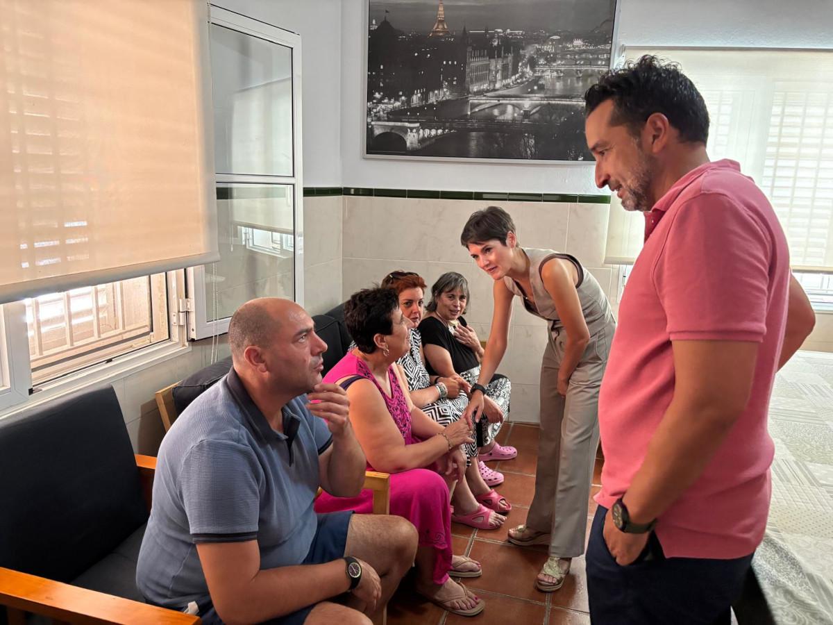 Usuarios de Includes disfrutan estos días del chalet de Diputación en Chipiona