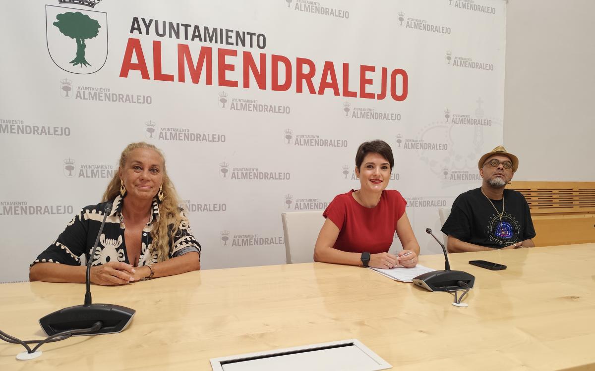 Salomé Pavón ofrecerá un espectáculo flamenco en el teatro por el día de Extremadura