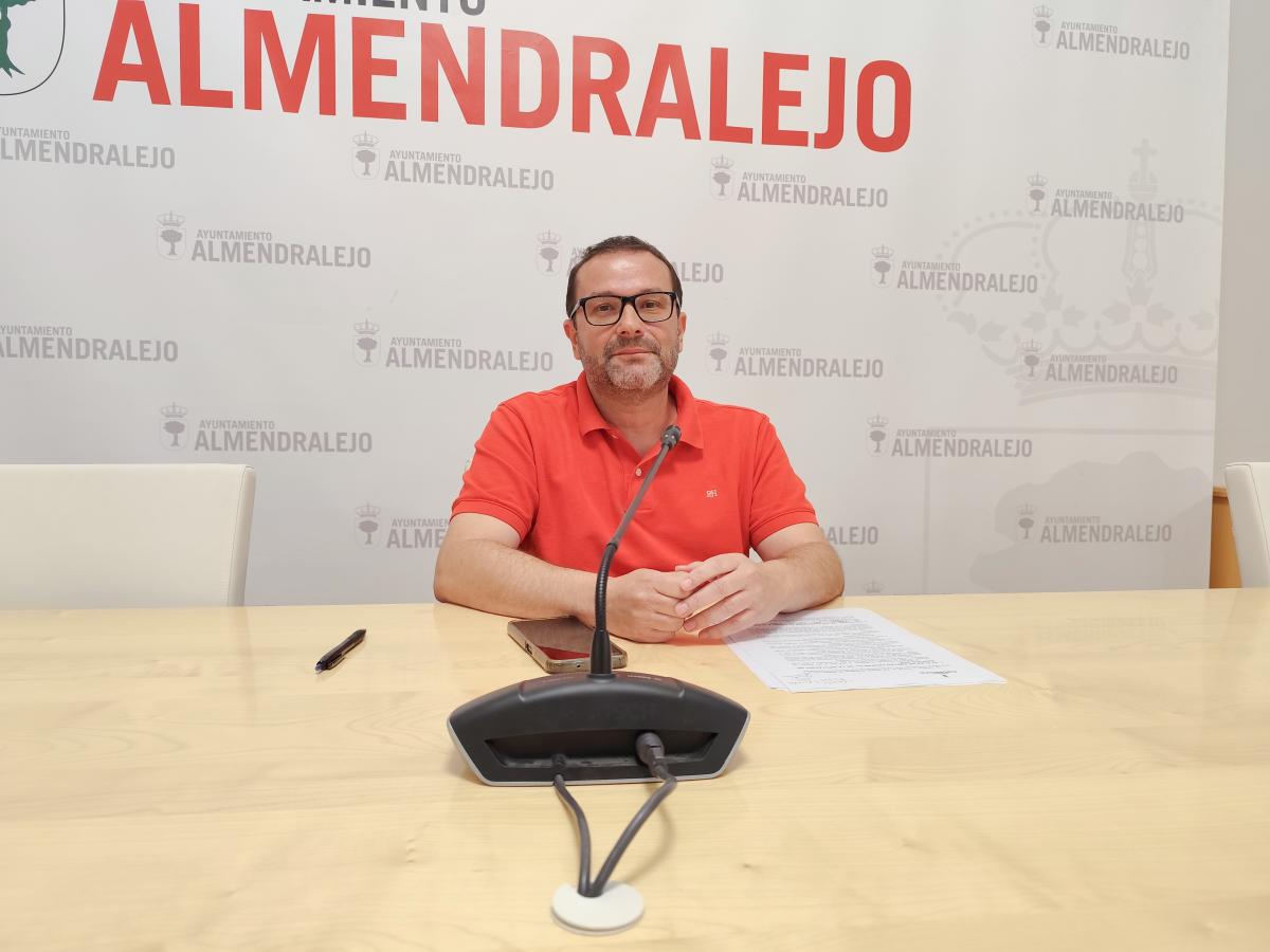 El Ayuntamiento oferta una treintena de empleos en servicios municipales