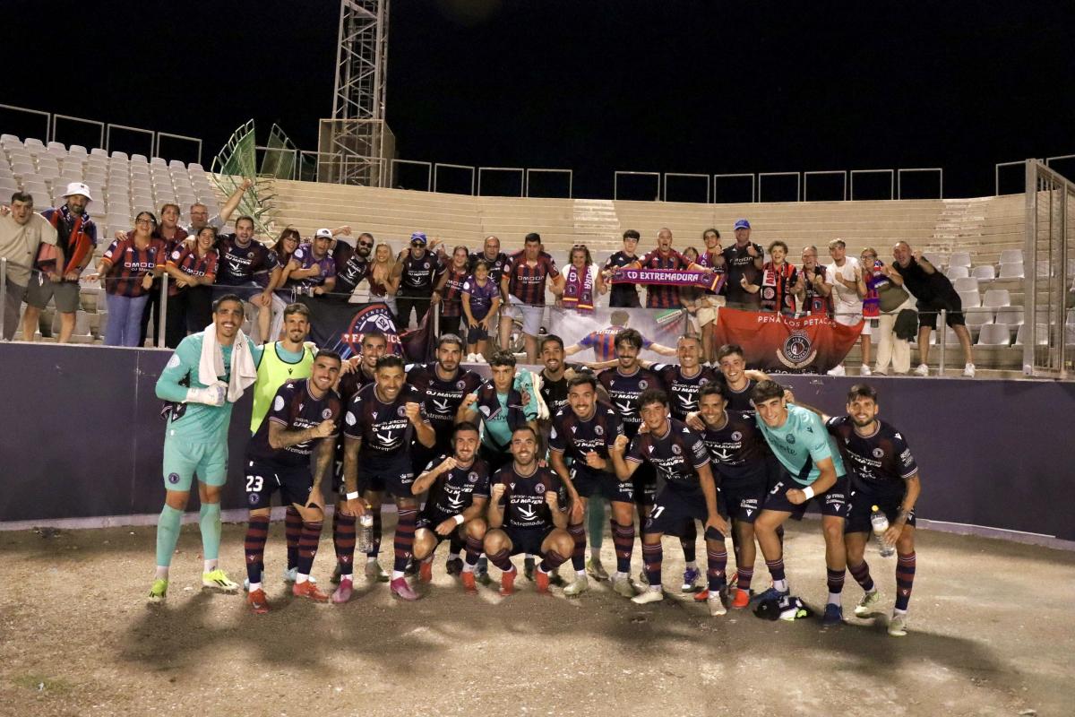 El Extremadura se estrena como visitante con victoria ante el Jaén