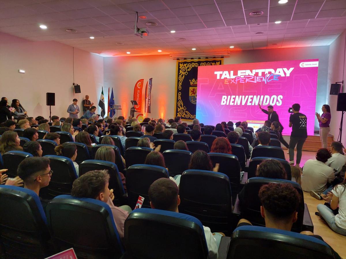 Una feria del talento reúne a jóvenes en torno a nuevas oportunidades