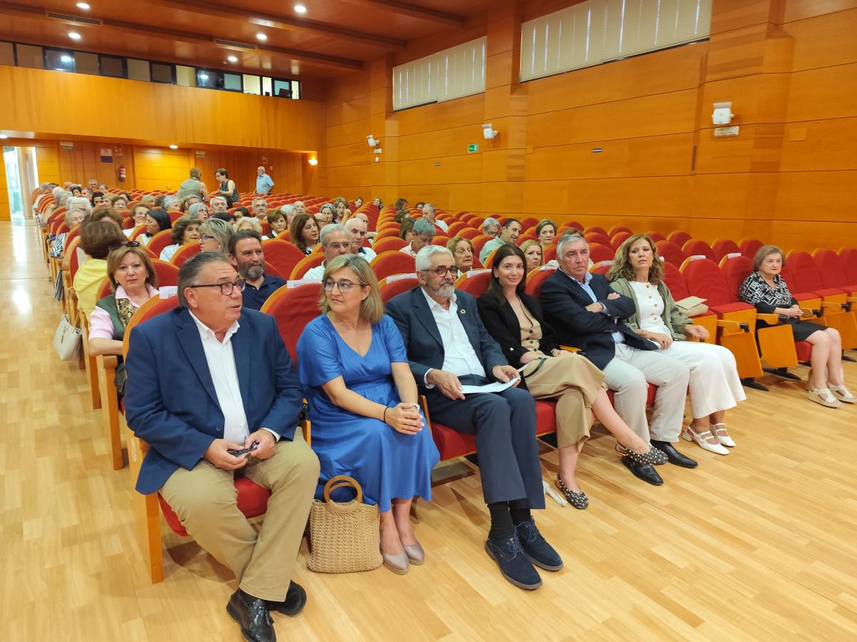 El curso de la Universidad de Mayores se inicia con 176 inscritos en la ciudad