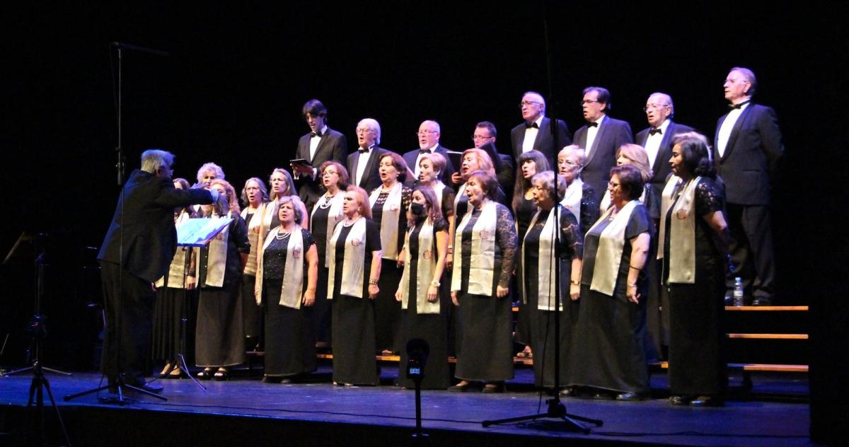 La Coral de Almendralejo celebra un encuentro con diversas formaciones