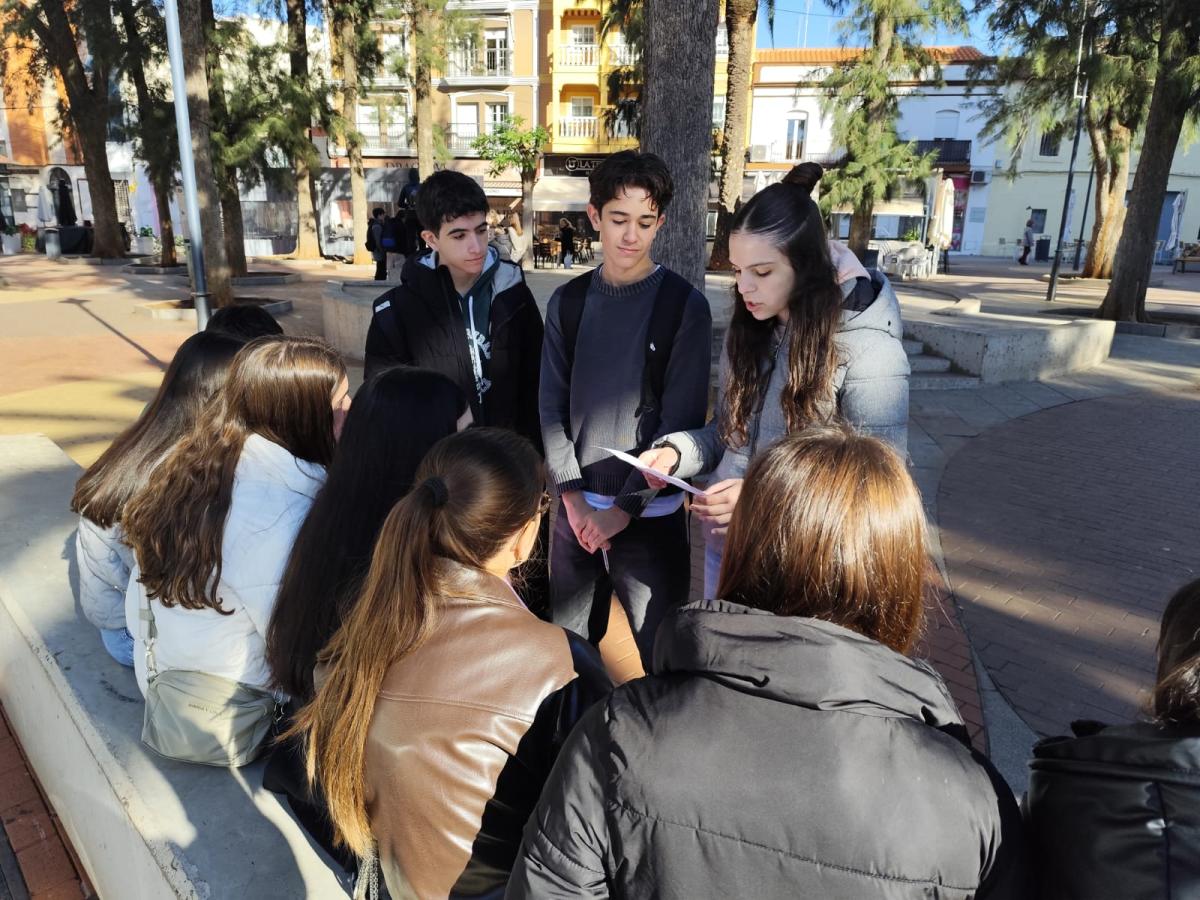 Estudiantes de toda la región debaten sobre feminismo en varios enclaves de la ciudad