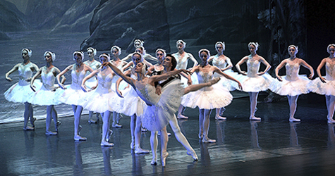 ‘El Lago de los Cisnes’ llegará al teatro Carolina Coronado el próximo 23 de diciembre