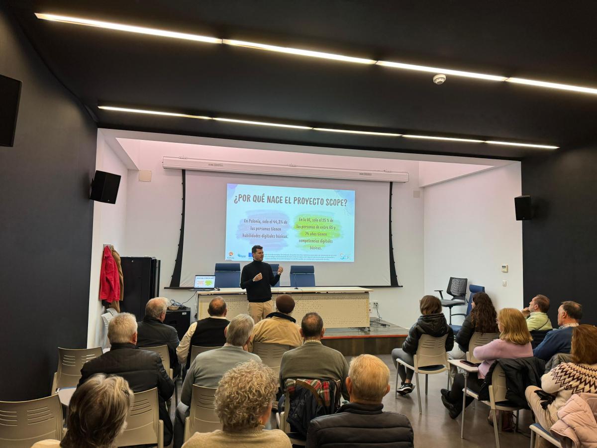 Una jornada intergeneracional clausura un proyecto de inclusión digital