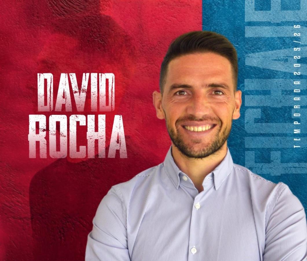 David Rocha toma el relevo de Cisqui como entrenador del Extremadura
