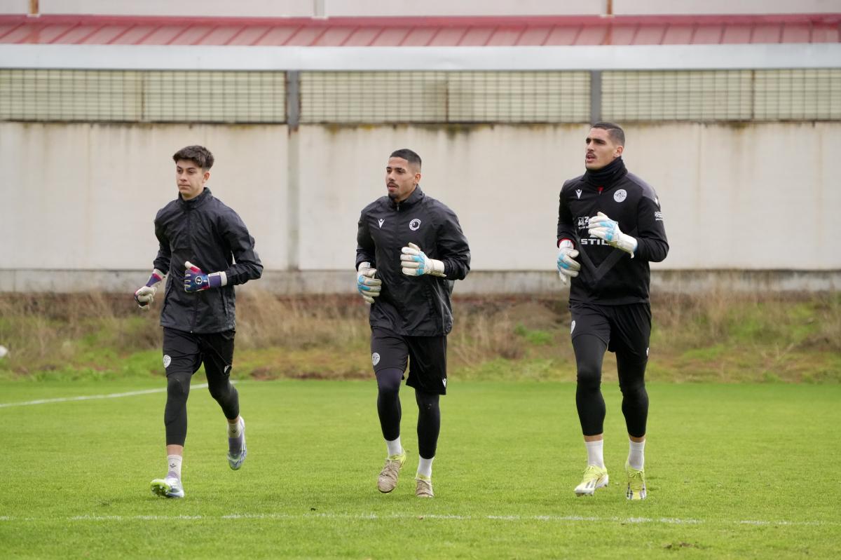 El Extremadura afronta su primer encuentro tras el cambio de entrenador