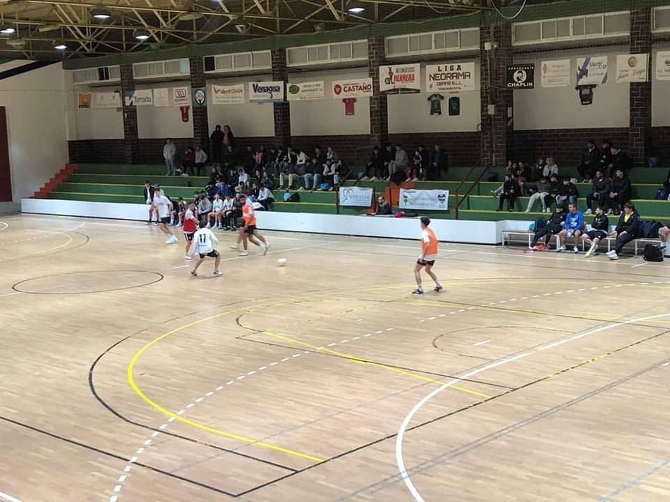 El Gobierno local prevé realizar mejoras en el pabellón Extremadura