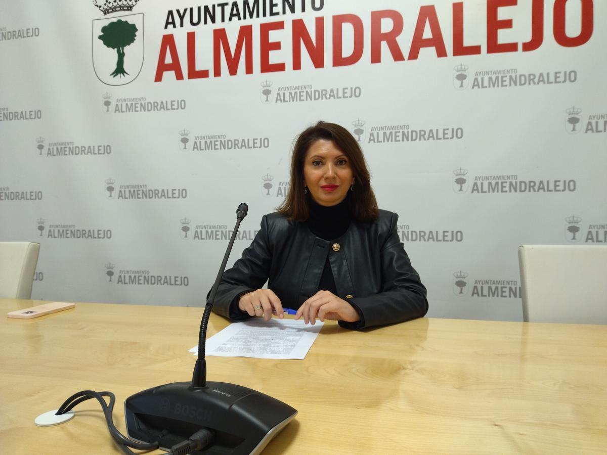 Almendralejo rinde homenaje a los docentes jubilados en 2025