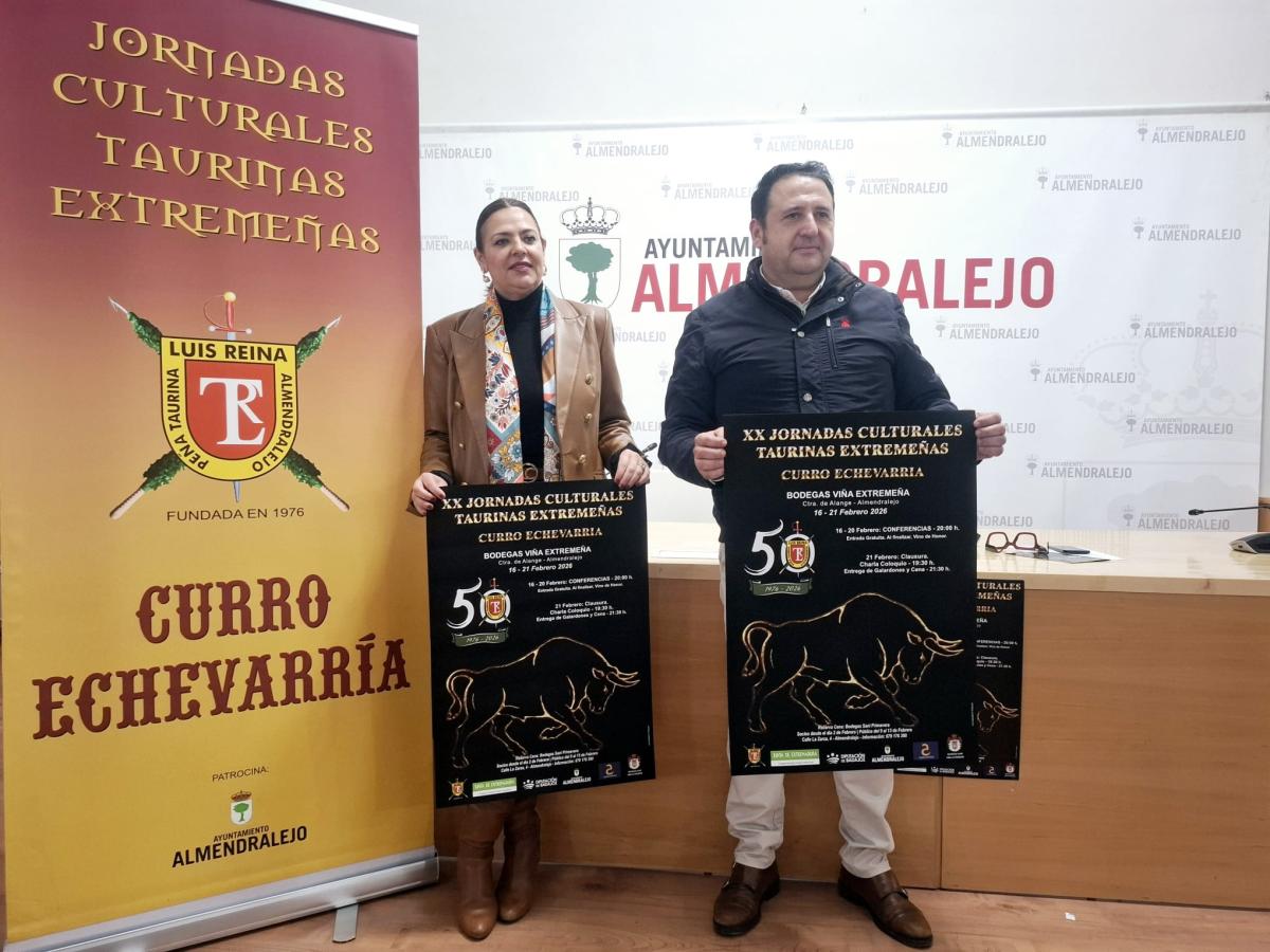 La cantante sevillana María de la Colina será premiada en las jornadas taurinas