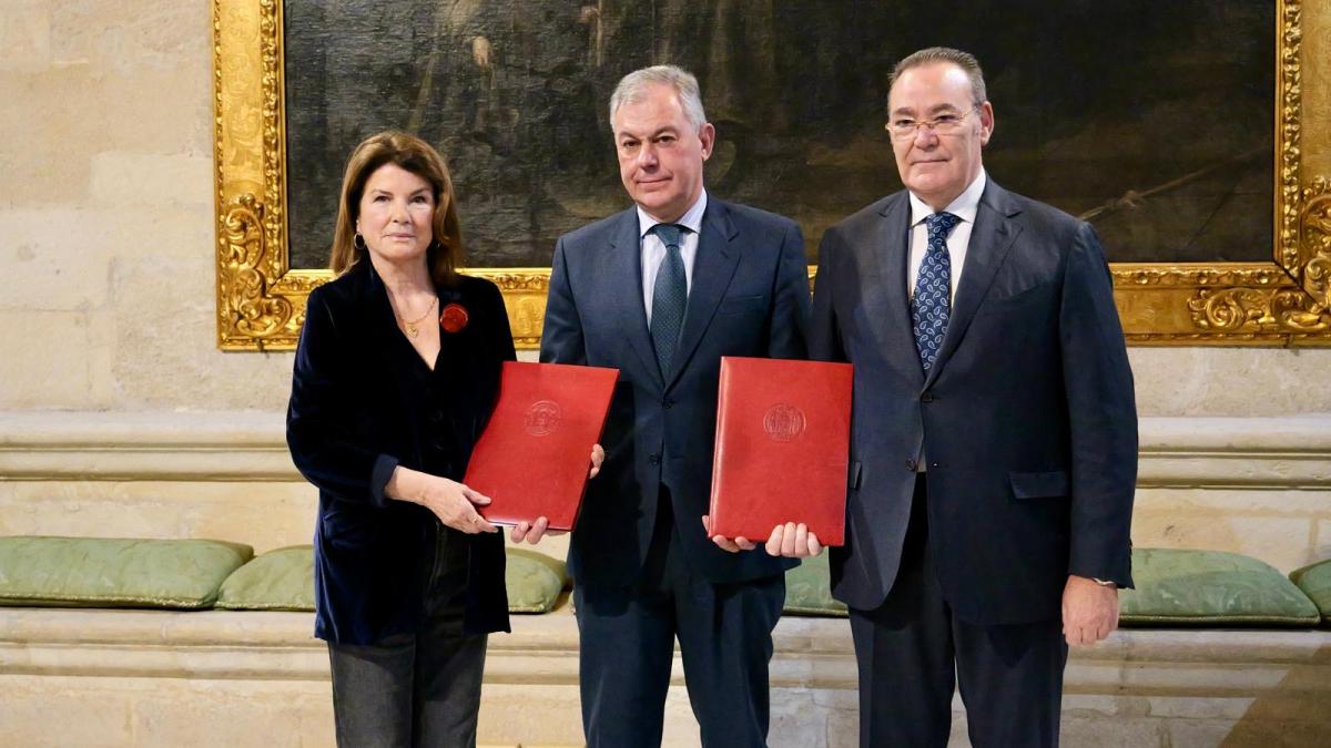 La Fundación Cajalmendralejo firma un convenio con la Fundación Focus Loyola