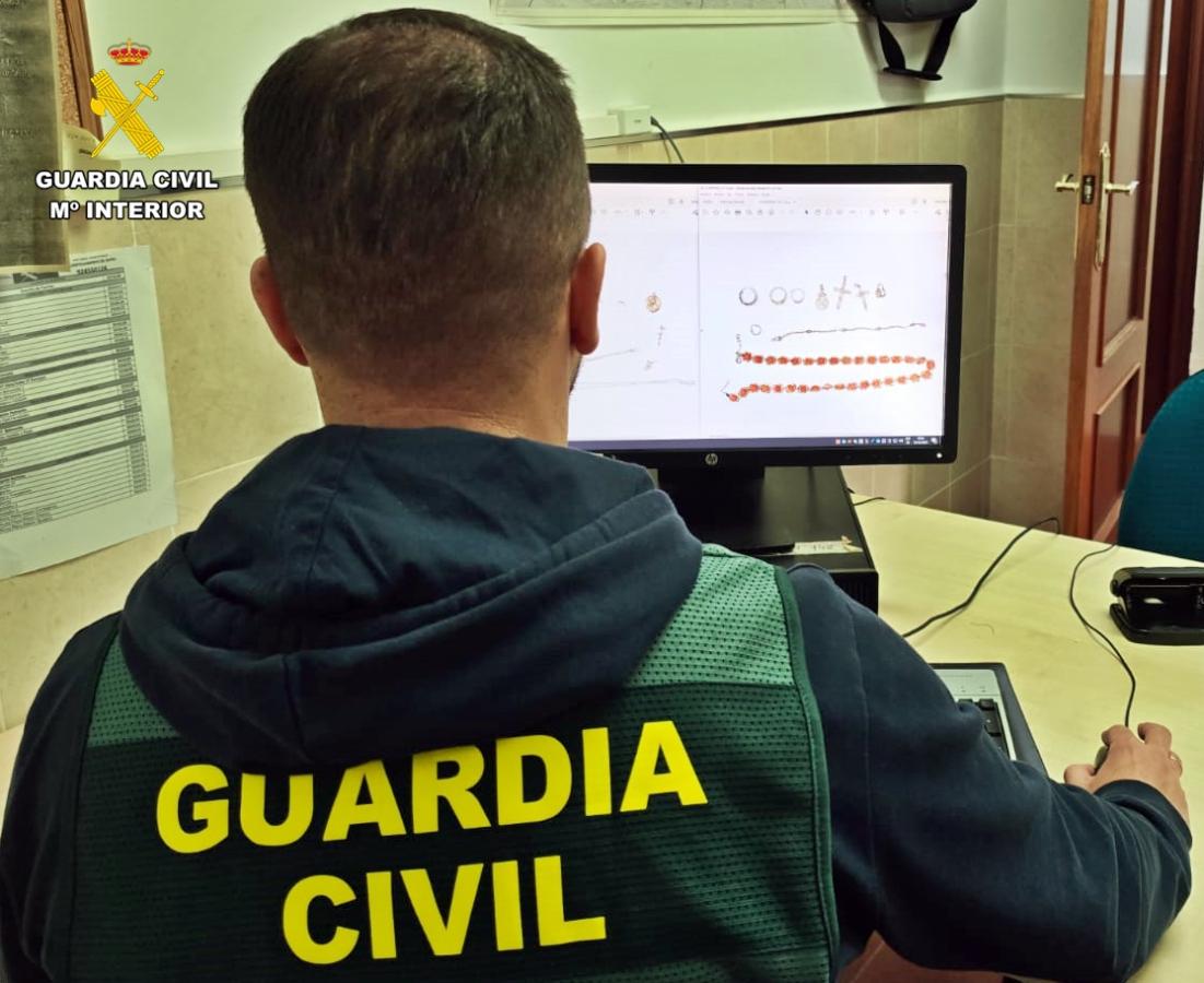 Localizadas en Almendralejo y Mérida las joyas sustraídas en una vivienda de Villafranca